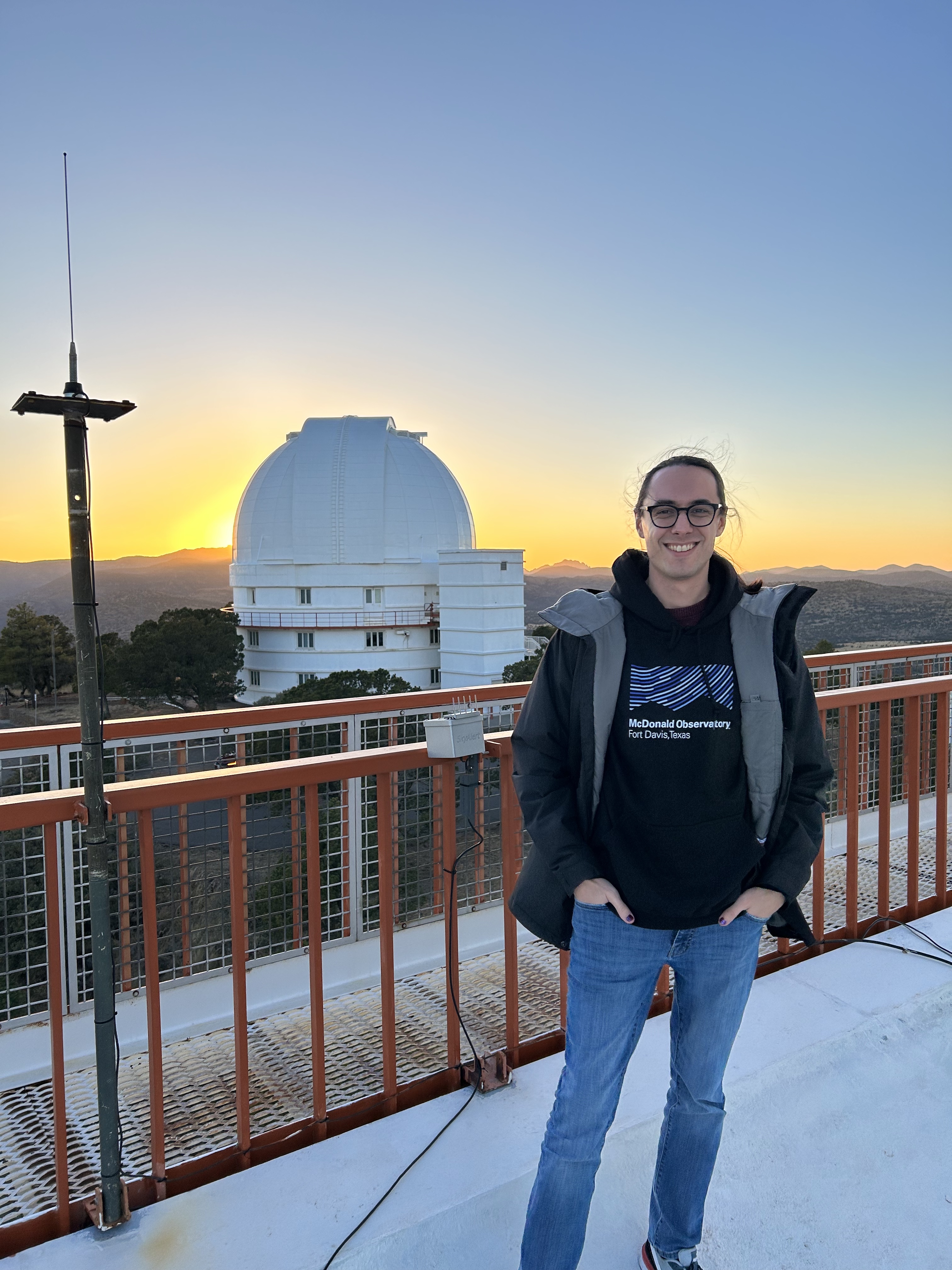 Picture of Jonathan at McDonald Observatory in 2023.